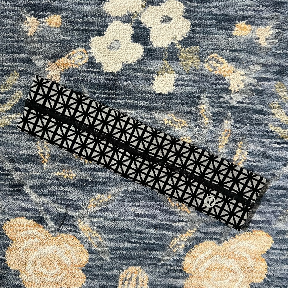 Lululemon Geometric Headband
